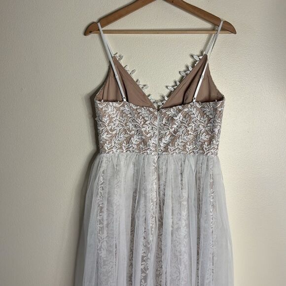 Aidan Mattox tulle-paneled guipure lace gown Prom Dress bride bridal size 6 - Picture 6 of 13